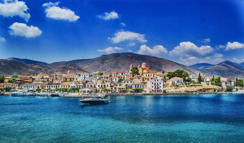 Греция в мае: успеть до наступления жары