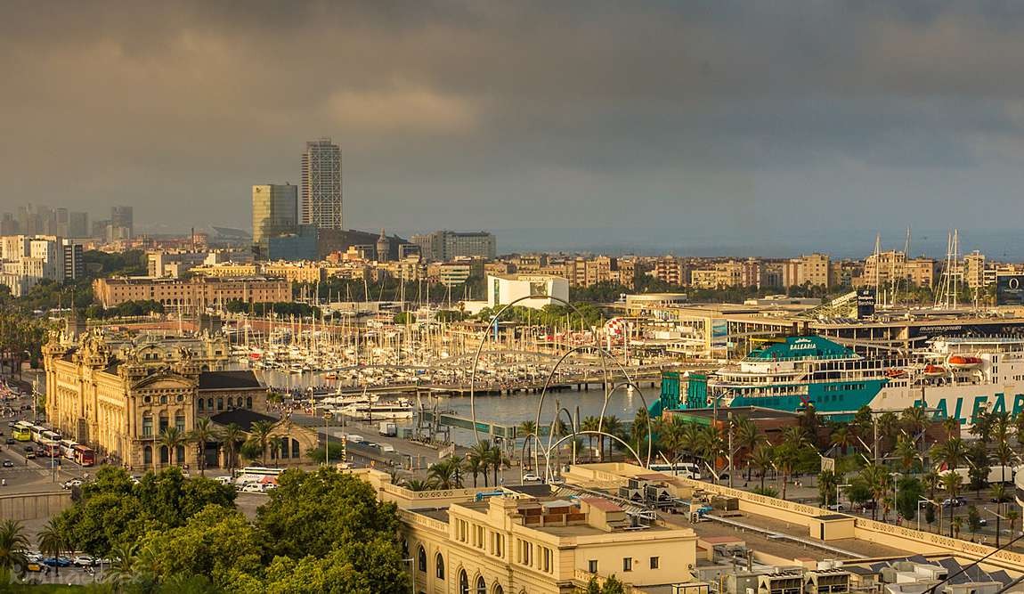 барселона в октябре: легкое прикосновение осени