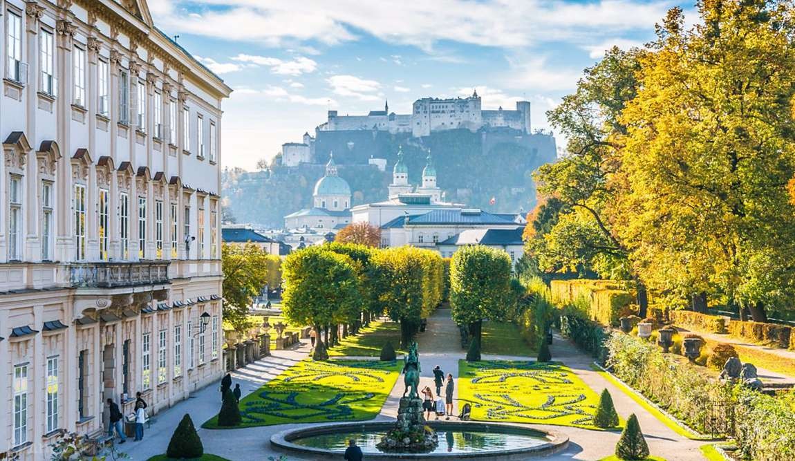 salzburg in november photo 2