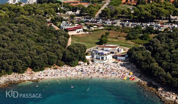 лучшие пляжи истрии для отдыха с детьми фото 7