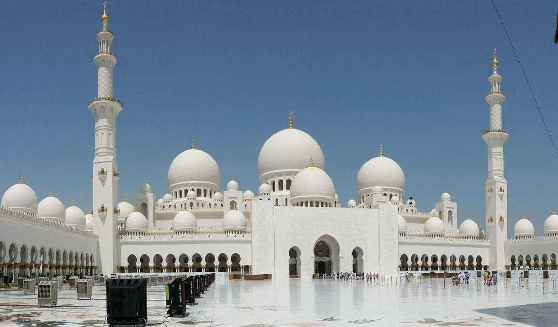 Экскурсионный отдых: Мечеть шейха Зайда