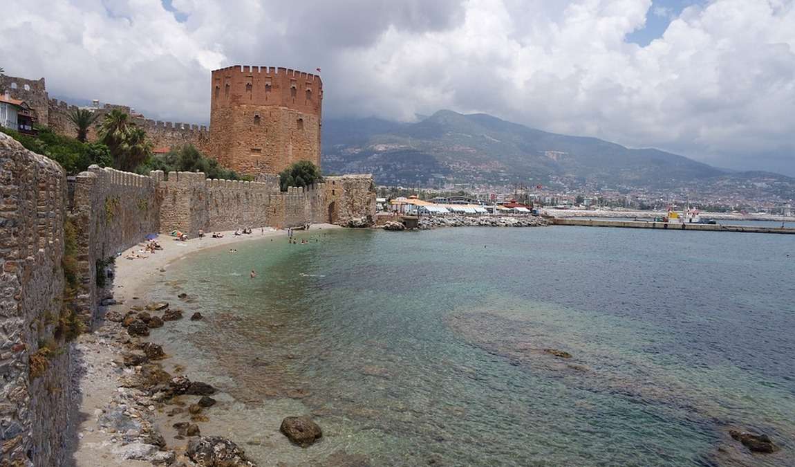 Экскурсионный отдых: Крепость Аланьи