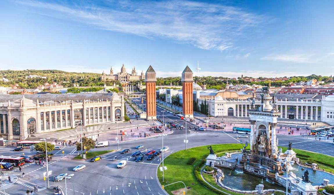 барселона в июле: теплые волны и море впечатлений фото 1