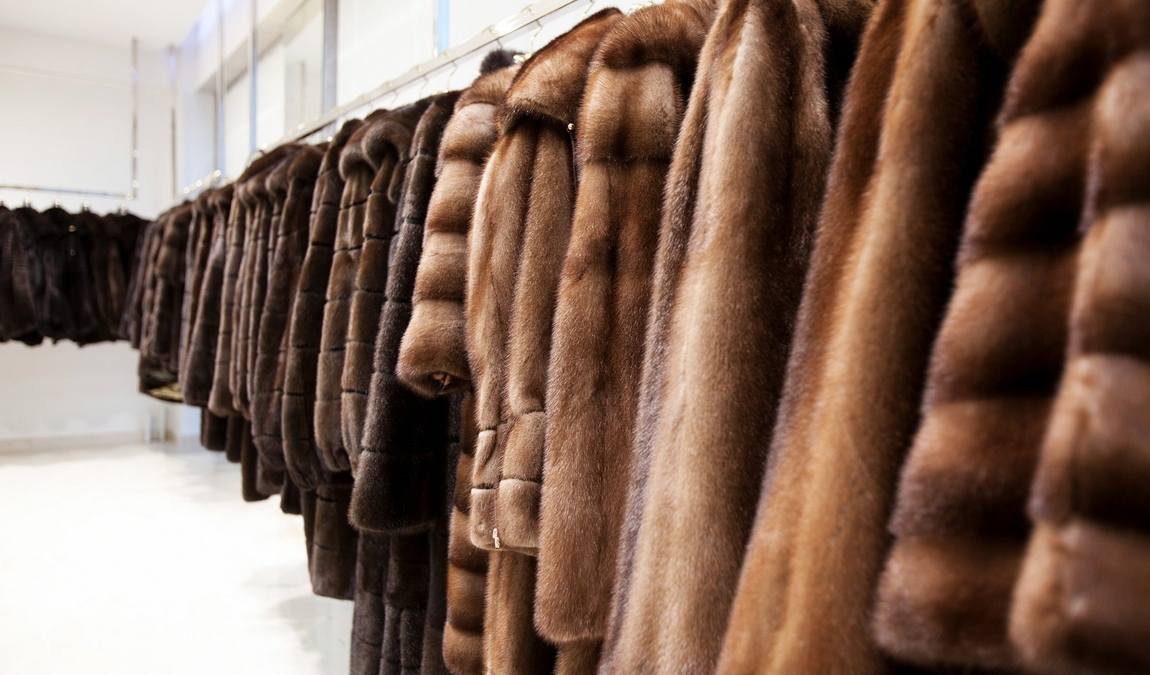 Шуба из Кипра в подарок для женщин