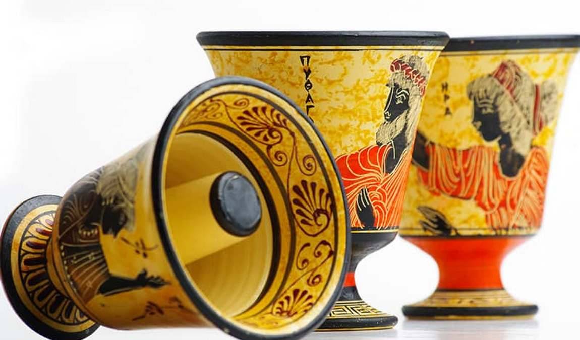 Суверниры из Кипра: Чаша Пифагора