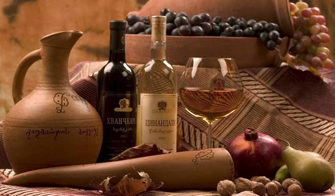 Сувениры и подарки из Батуми для взрослых и детей: подробный список и рекомендации