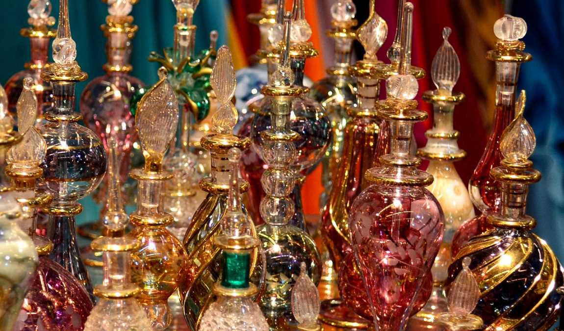 Благовония из Египта как подарок представительницам прекрасного пола