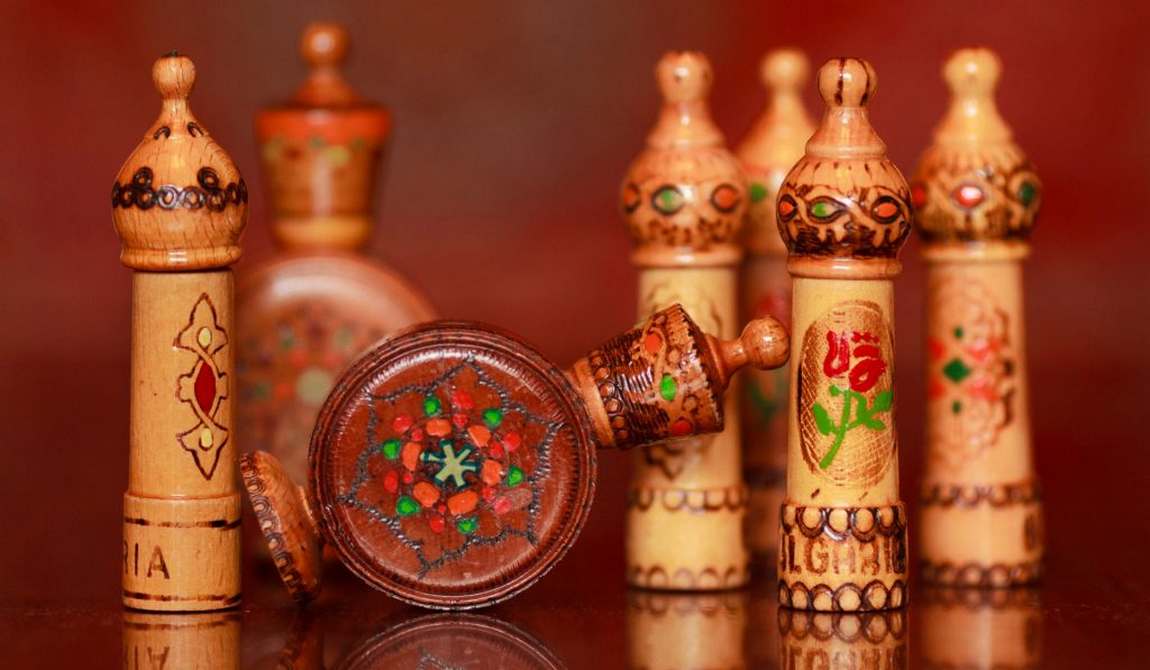 что привезти из болгарии в подарок: 25 самобытных сувениров фото 2