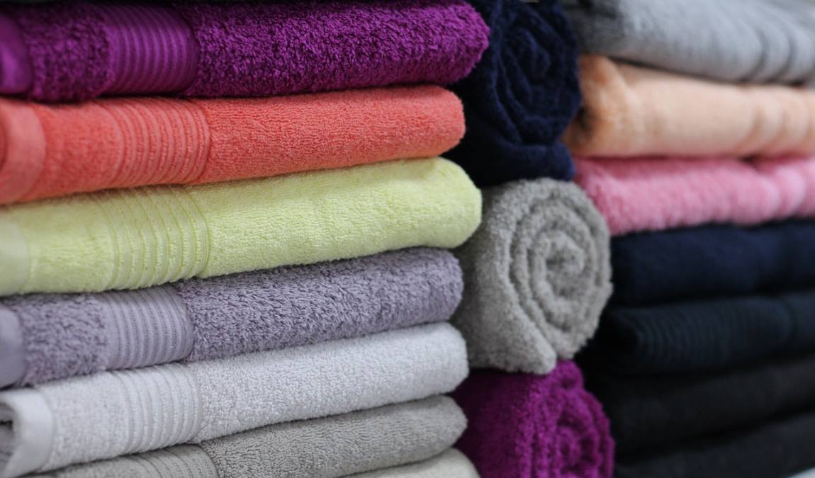 Текстиль как пример подарка из Кемера для женщин