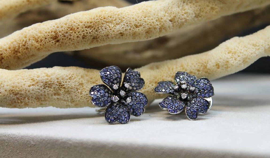 Сувениры и подарки с Корфу для взрослых и детей: подробный список и рекомендации