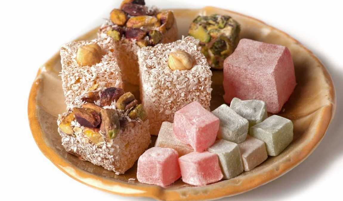 Сувениры и подарки с Крита для взрослых и детей: подробный список и рекомендации 