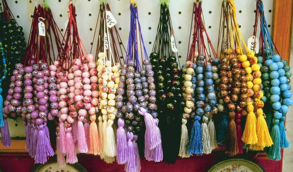 Необычные критские сувениры: комболои