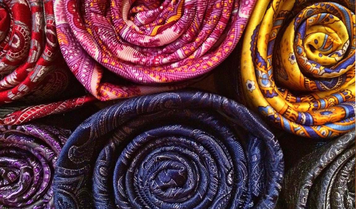 Текстиль в качестве традиционного подарка из ОАЭ