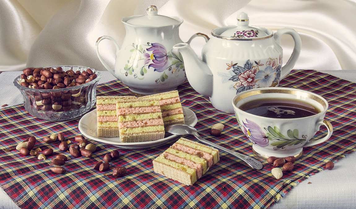 Чайный сервиз как пример подарка из Словакии