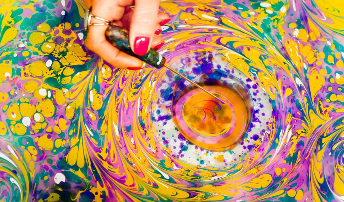 Рисунок Эбру в качестве примера подарка из Стамбула