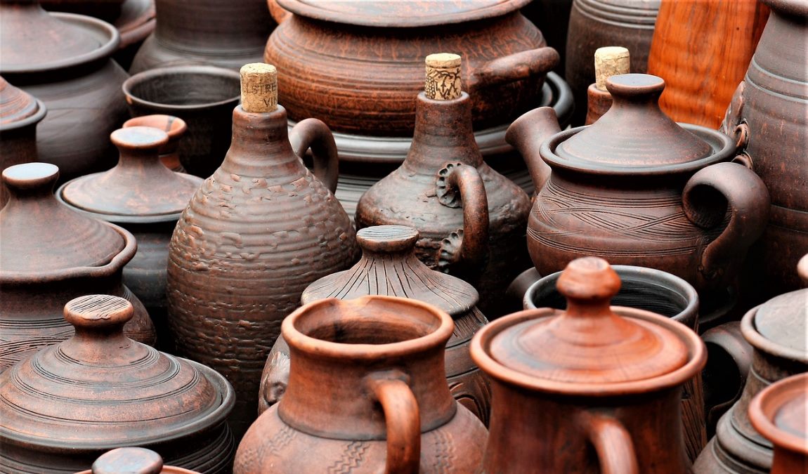 Сувениры и подарки из Тбилиси для взрослых и детей: подробный список и рекомендации