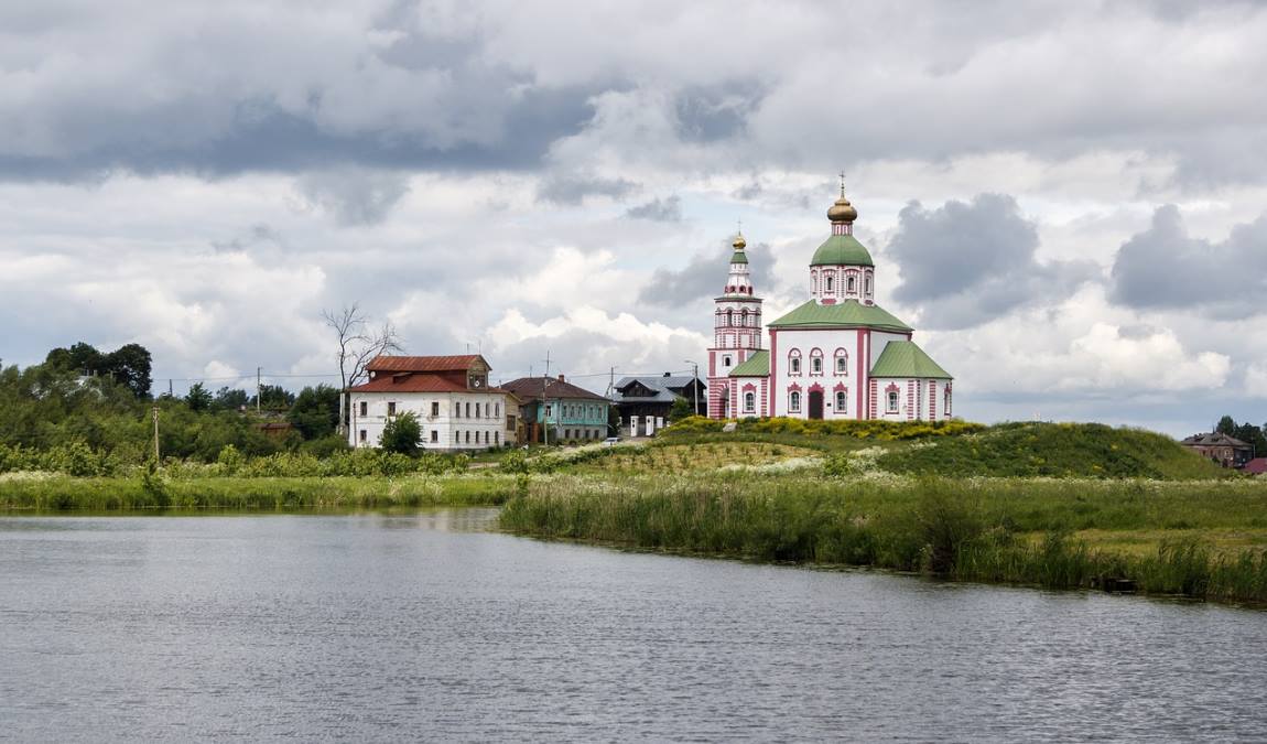 Город-музей в России Суздаль во Владимирской области