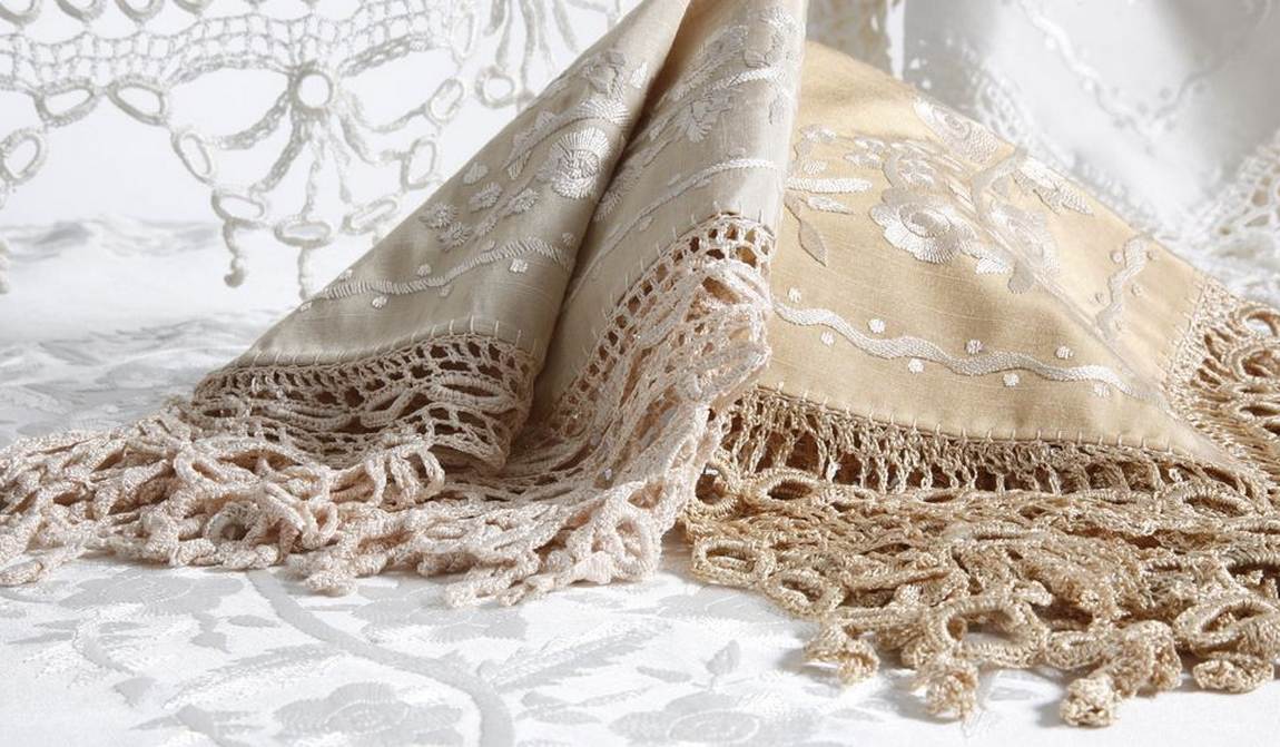 сувениры из греции: что привезти родным и близким фото 4