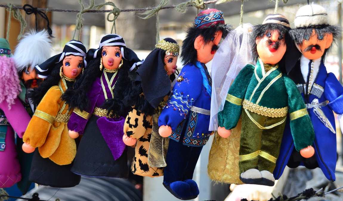 Что привезти из Грузии в подарок: сувениры страны солнца и гор