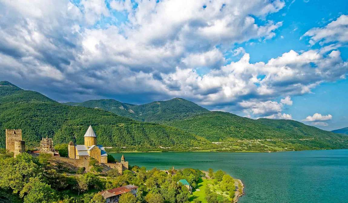 грузия в июне: тепло на море, тепло на сердце фото 1