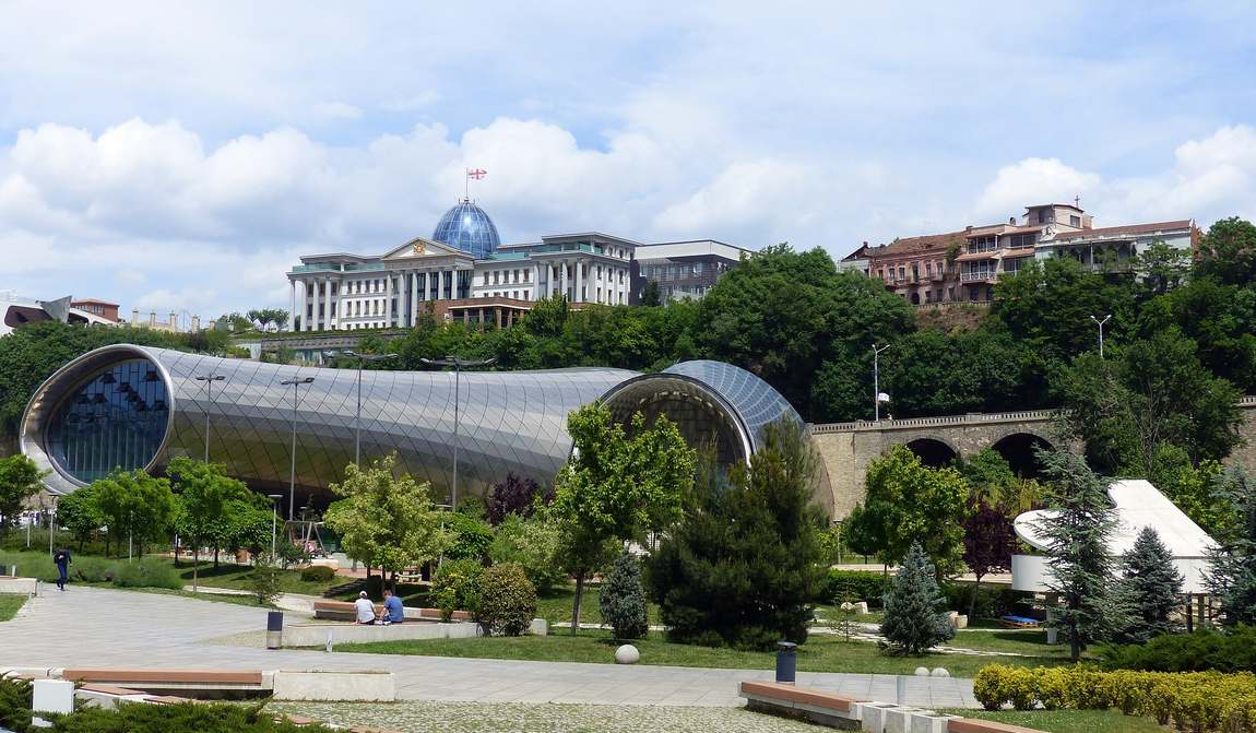 грузия в мае: встреча с чудом фото 5