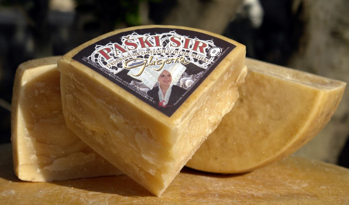 Идея подарка из Хорватии Пажский сыр