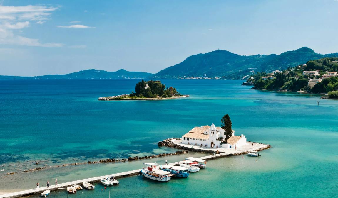 Экскурсионный отдых на Корфу в мае: Понтикониси (Мышиный остров)