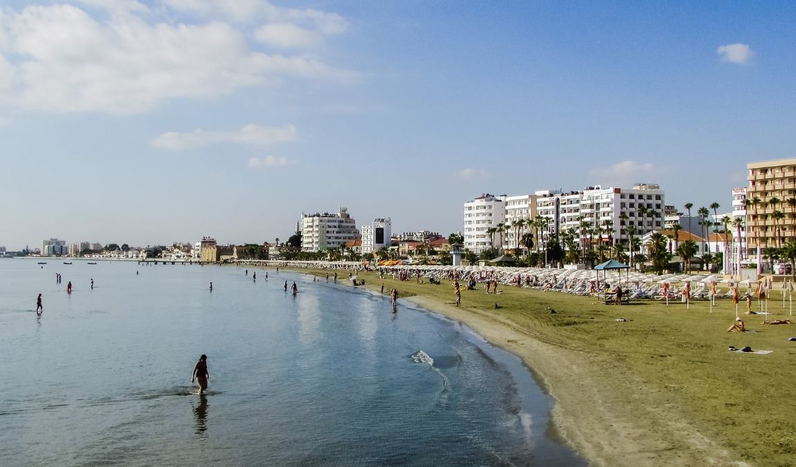 Пляжный отдых в Ларнаке в июле