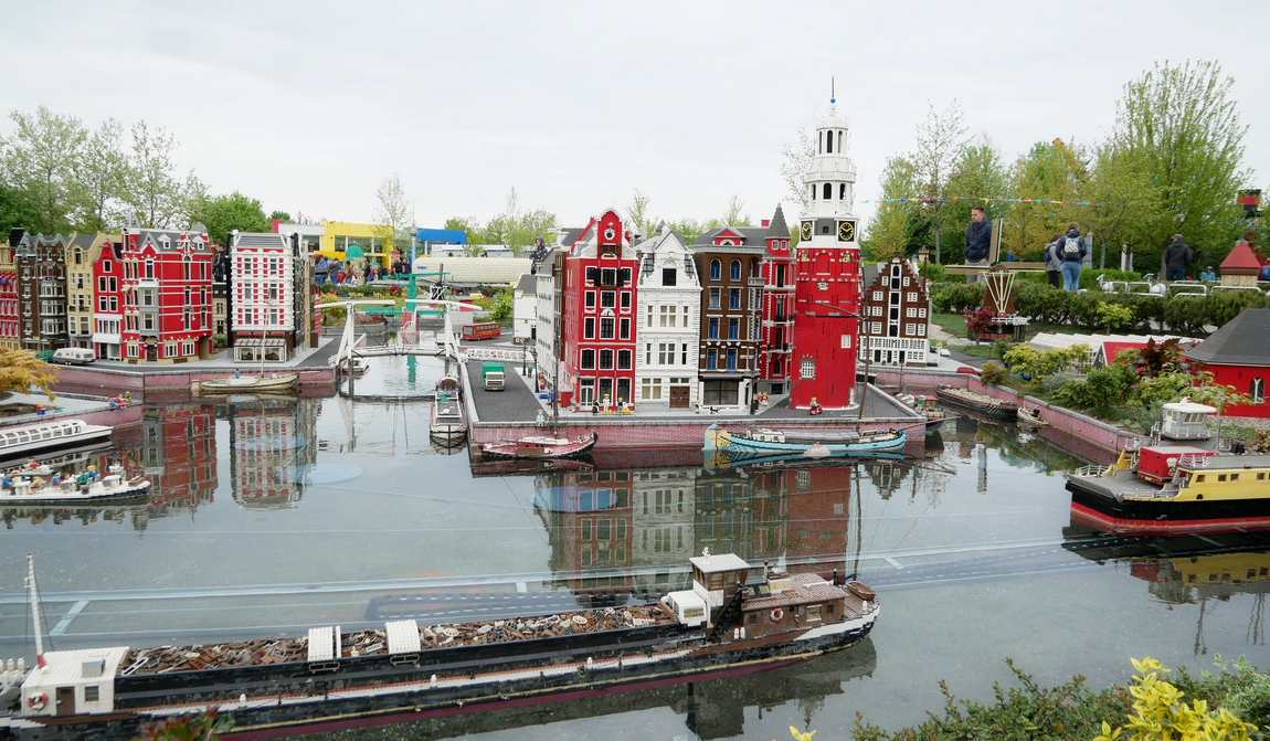 мир из разноцветных кирпичиков. тематические парки legoland фото 6