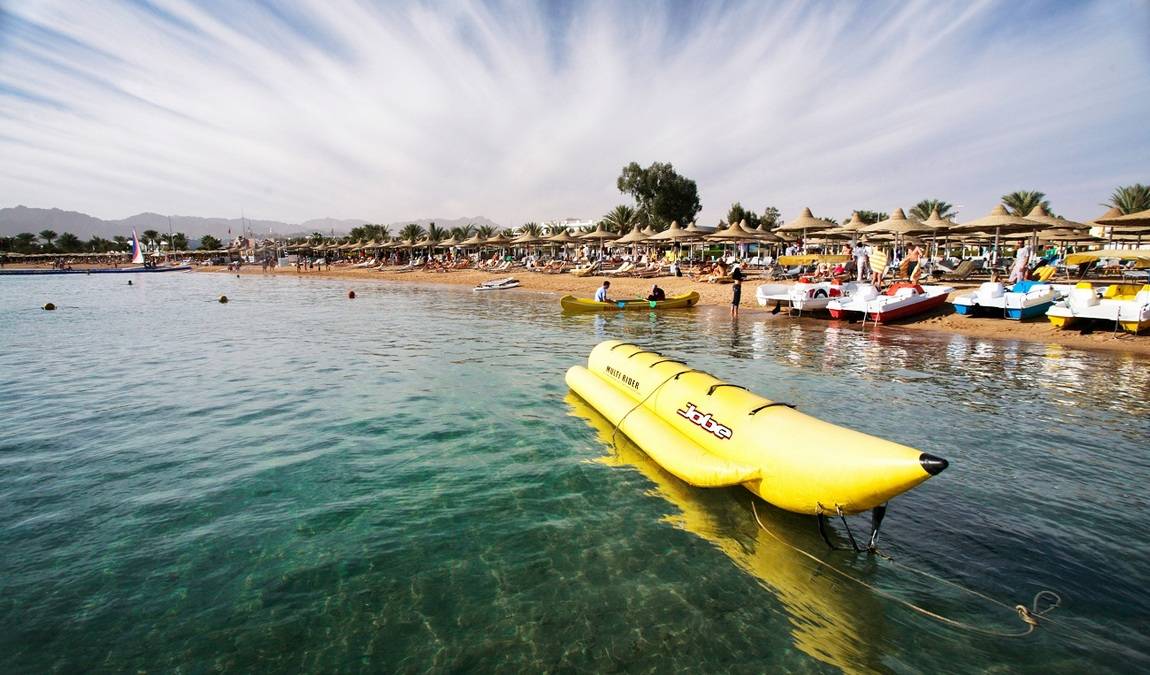 Бухта Наама Бэй в Шарм-эль-Шейхе для отдыха с детьми