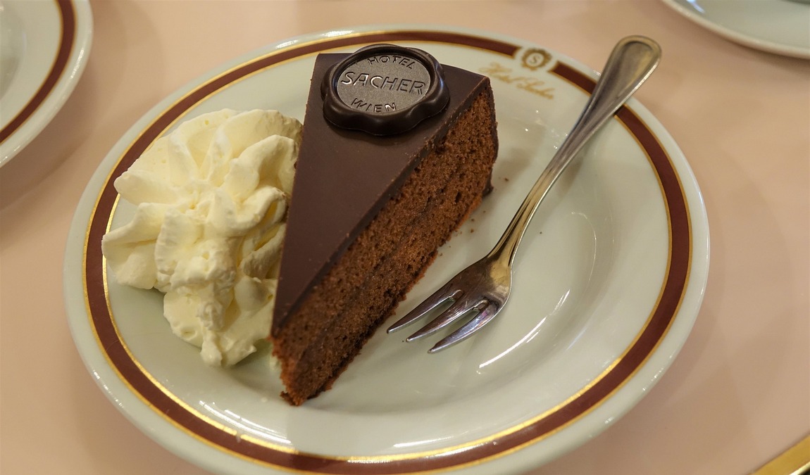 Сувениры из Вены: Торт «Захер»