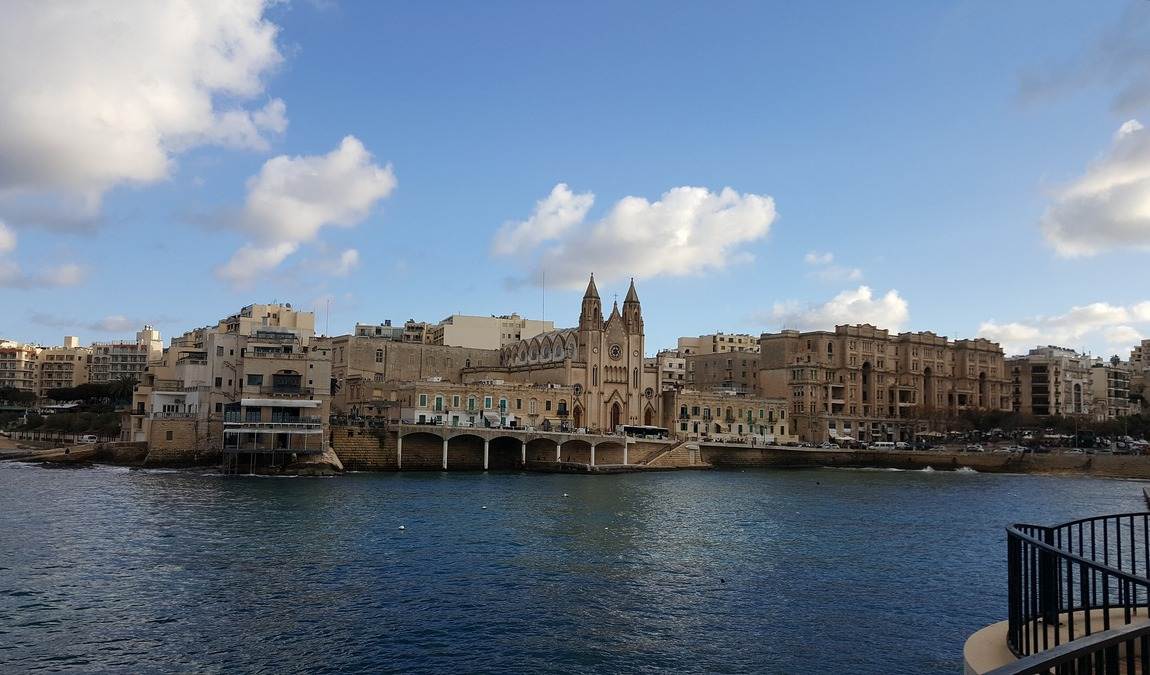 Семейный отдых в Слиме