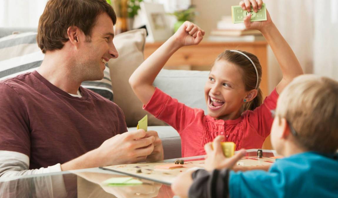 Лучшие настольные игры на внимание для детей: Уно