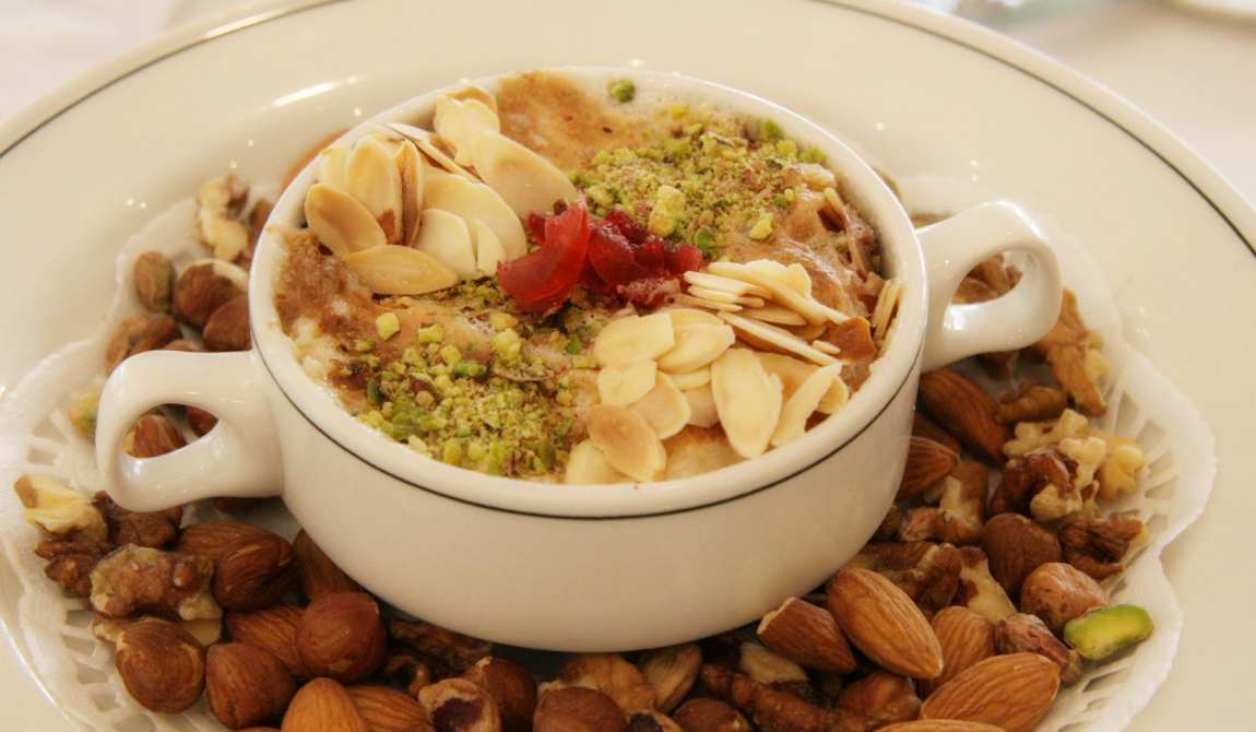 национальная кухня оаэ: фаршированный верблюд и другие диковинки фото 5