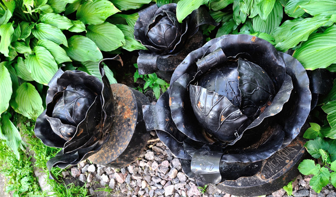 Памятник капусте в Великом Новгороде