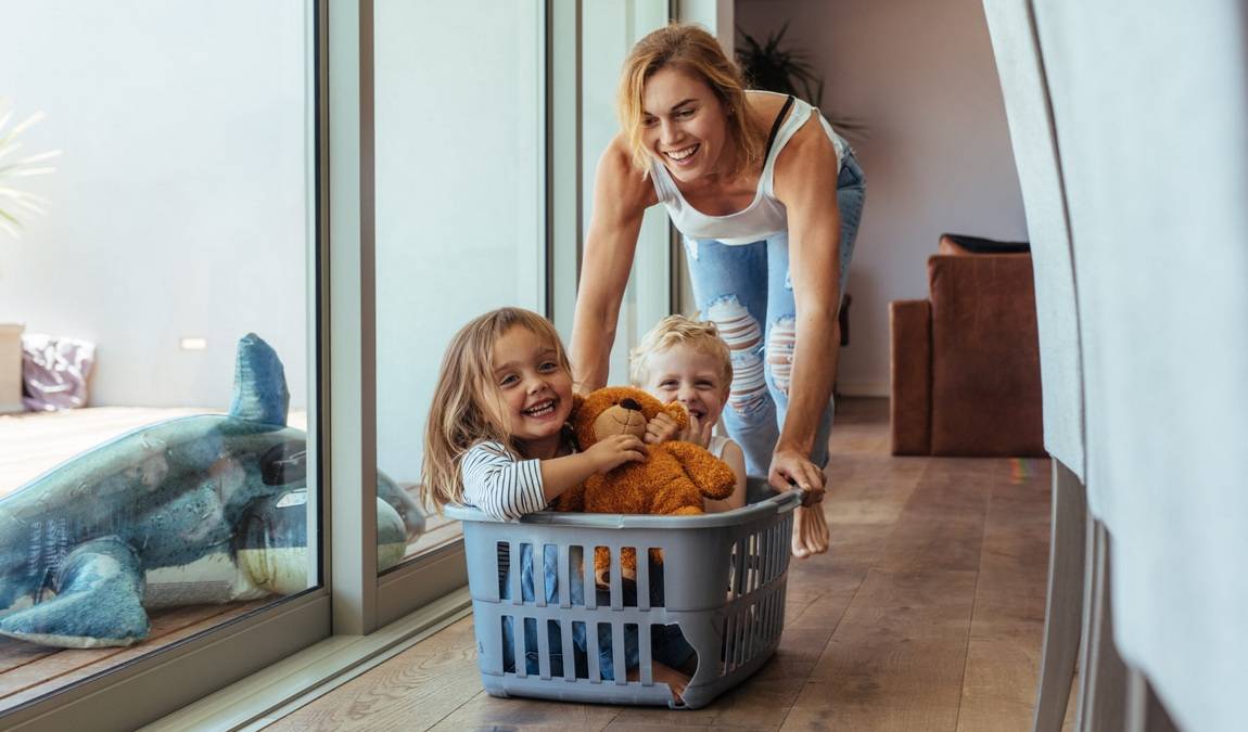 Подвижные игры для детей с родителями