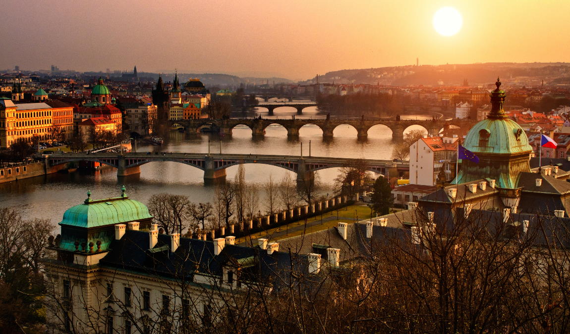 прага в августе: город-легенда на закате лета photo 1