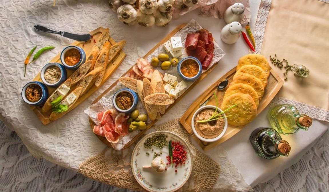 еда в черногории: что попробовать и сколько стоит фото 1