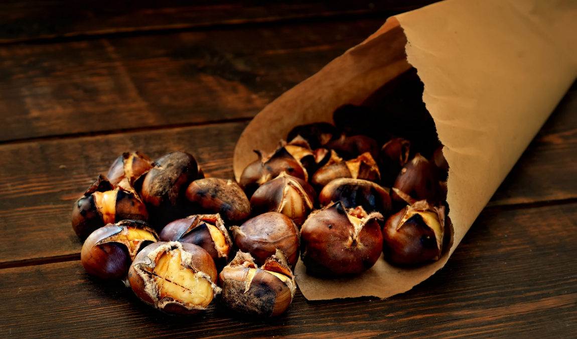 Уличная еда и фастфуд в Зальцбурге: жареные кашнтаны