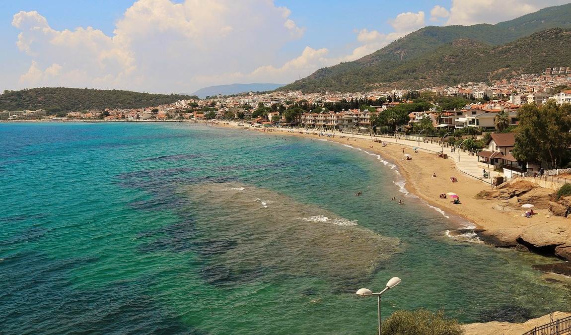 Можно ли купаться в Турции в апреле