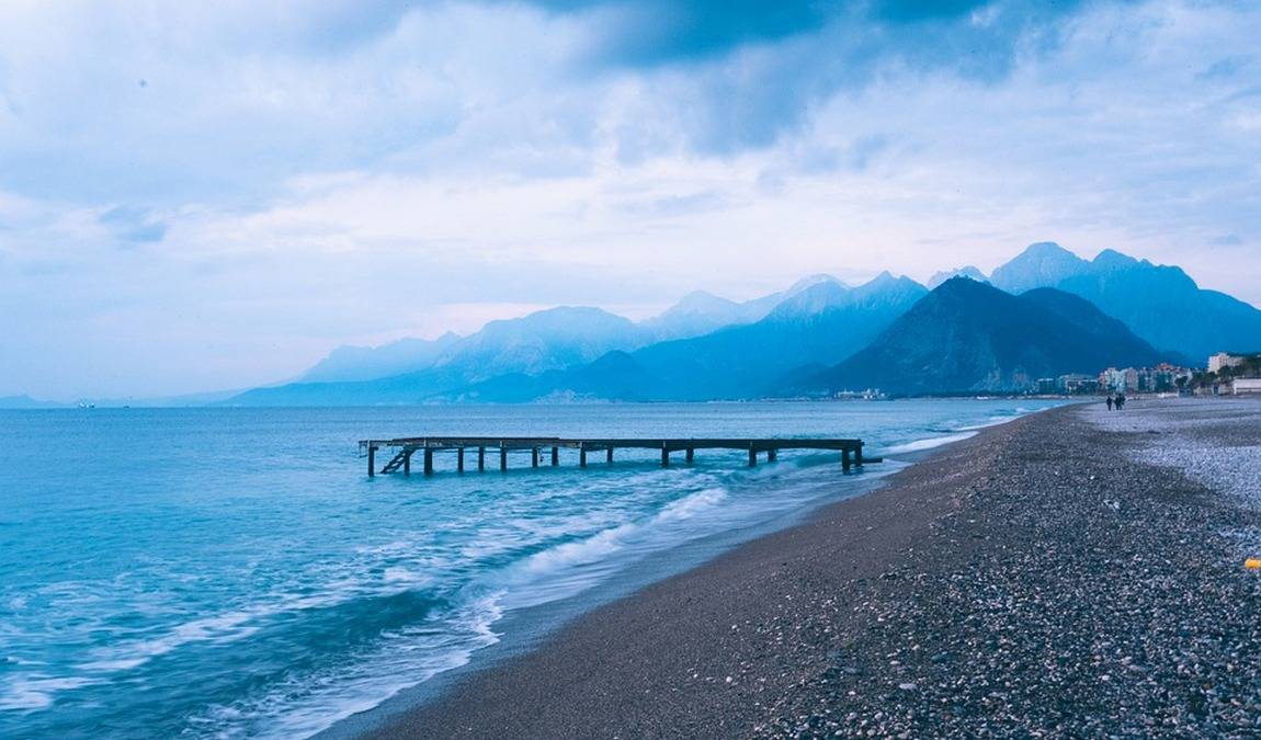 Можно ли купаться в Турции в марте