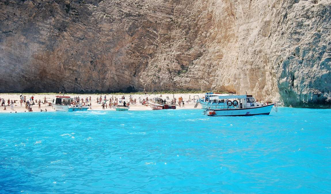 Пляжный отдых на Закинфе в августе: Навагио