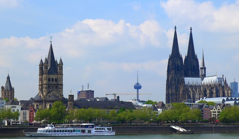 Кельн в апреле: весенний аромат древнего города