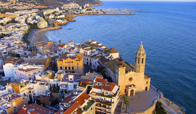 Коста Дорада в октябре: незабываемая осень в Испании