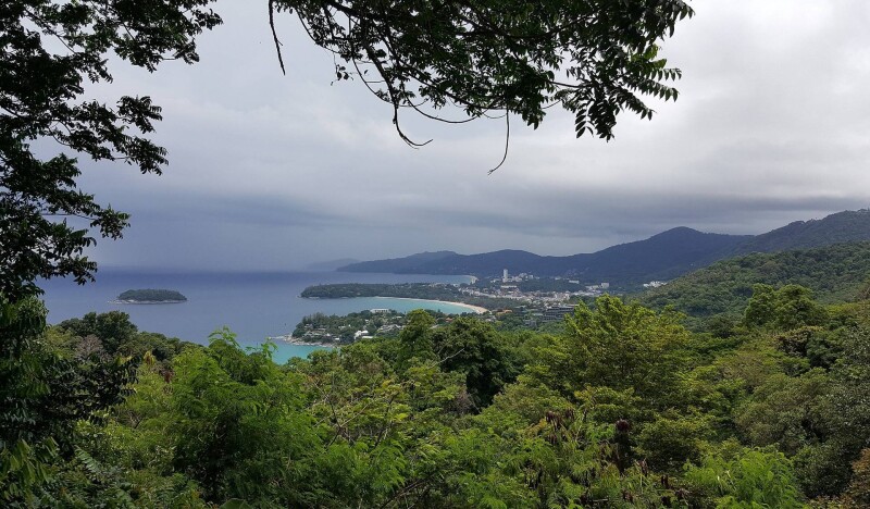 Пхукет в сентябре: дожди и экзотика