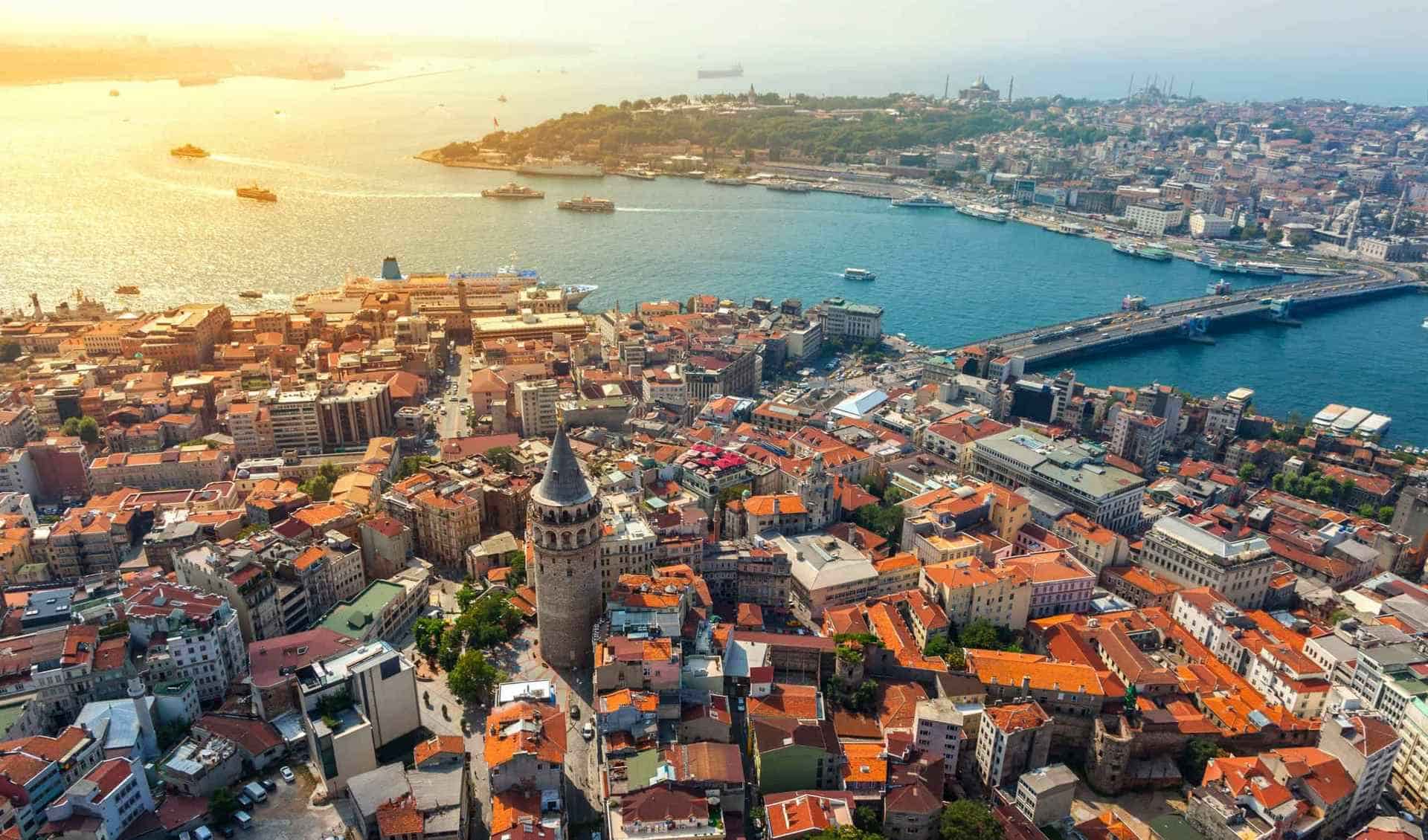 Стамбул в июле: лето в мегаполисе