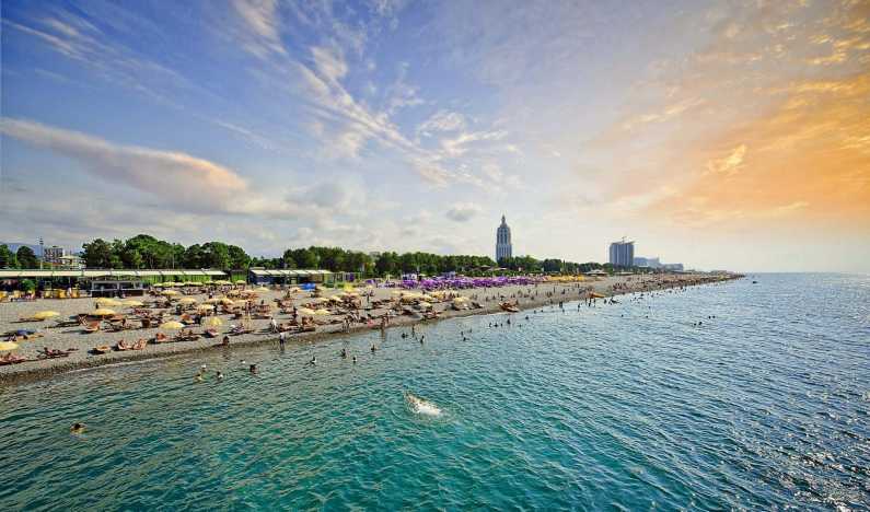 Грузия в июне: тепло на море, тепло на сердце