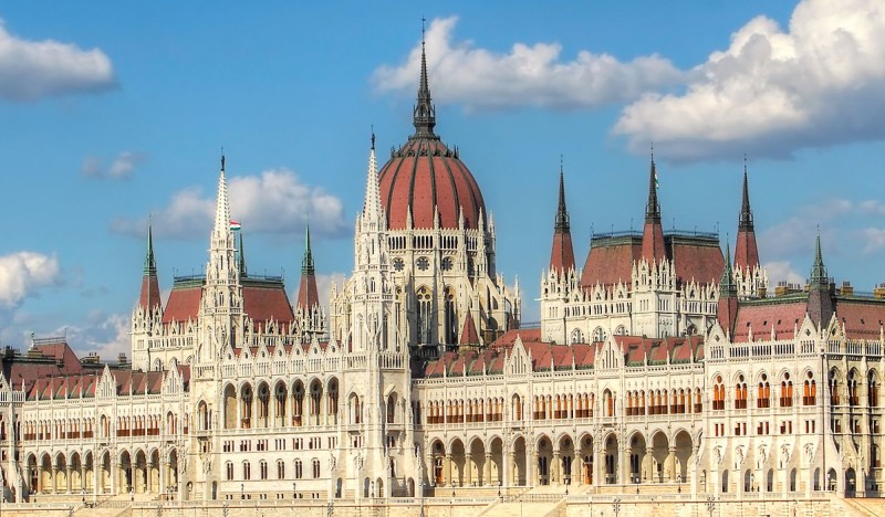 <span class=kid-textflex>Будапешт</span>