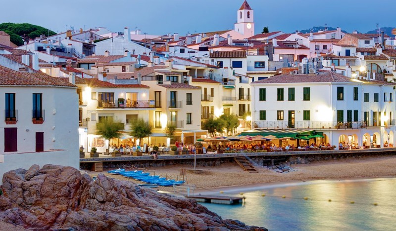 <span class=kid-textflex>Коста Брава</span>