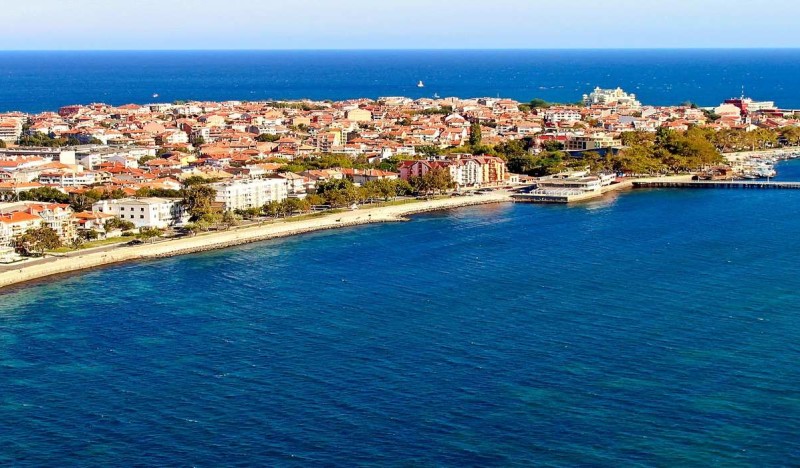 <span class=kid-textflex>Поморие</span>